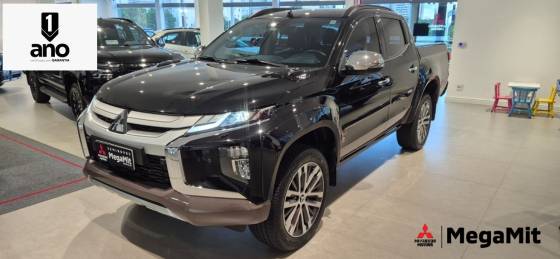 MITSUBISHI L200 TRITON 2.4 16V TURBO DIESEL SPORT HPE-S TERRA CD 4P 4X4 AUTOMÁTICO MITSUBISHI L200 TRITON 2.4 16V TURBO DIESEL SPORT HPE-S TERRA CD 4P 4X4 AUTOMÁTICO